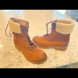 Mossimo Supply Co.Hiking Boots New!